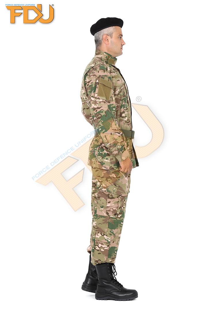 FDU-2059%20Soldier%20Camouflage%20Suit