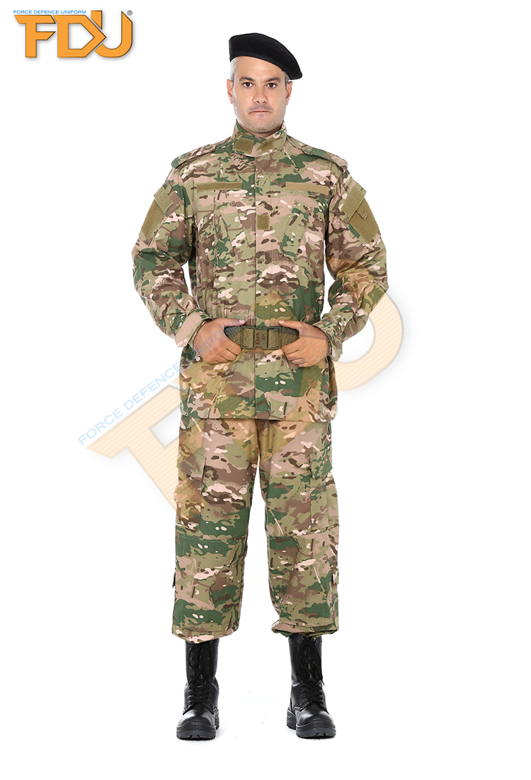 FDU-2059%20Soldier%20Camouflage%20Suit