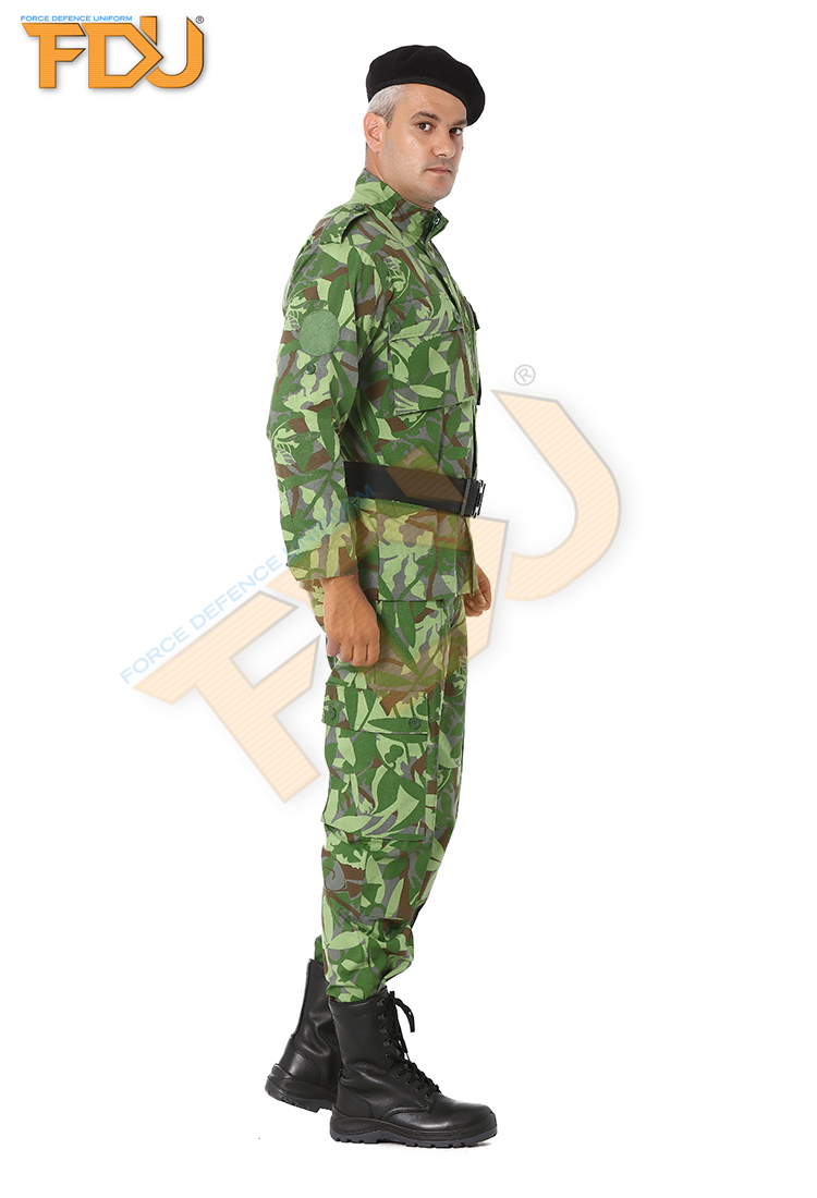 FDU-2074%20Soldier%20Camouflage%20Suit