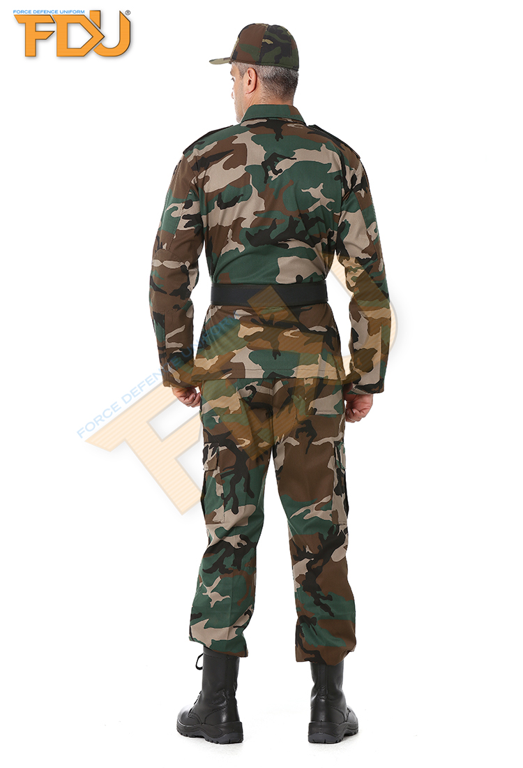 FDU-2076%20Soldier%20Camouflage%20Suit