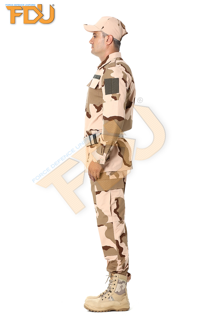 FDU-2077%20Soldier%20Camouflage%20Suit