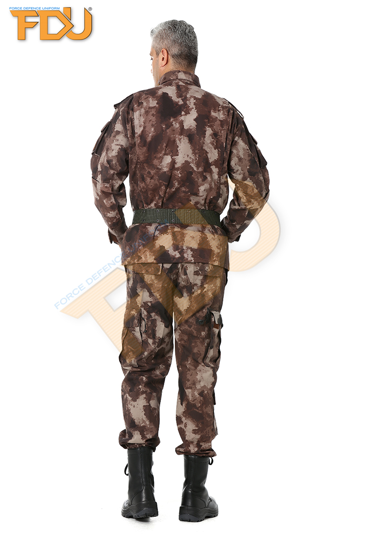 FDU-2079%20Soldier%20Camouflage%20Suit