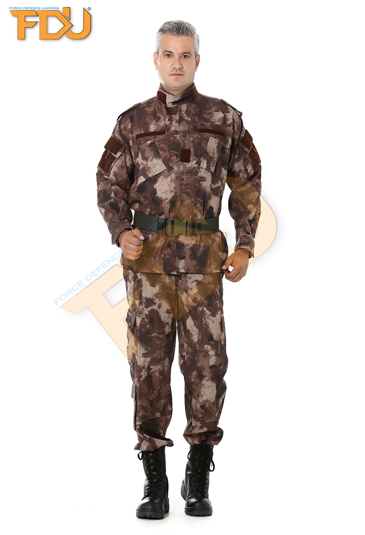 FDU-2079%20Soldier%20Camouflage%20Suit